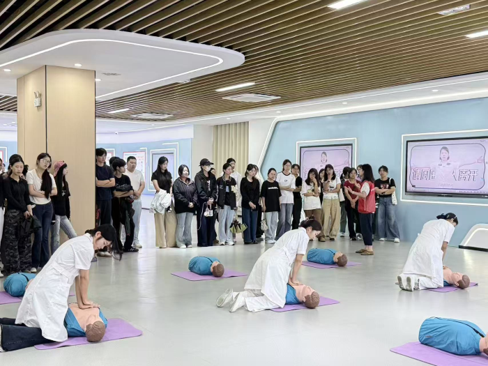 ռȼܣػȫ —— УչӦȻѵ